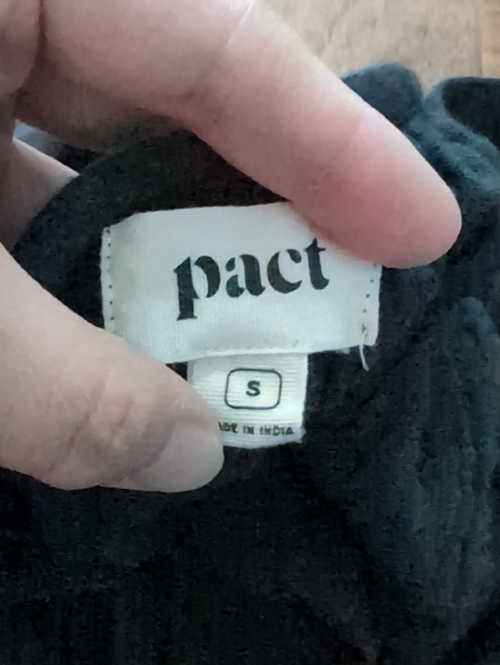 Pact Women's Black The Coastal Daily Tank Small - Picture 3 of 5
